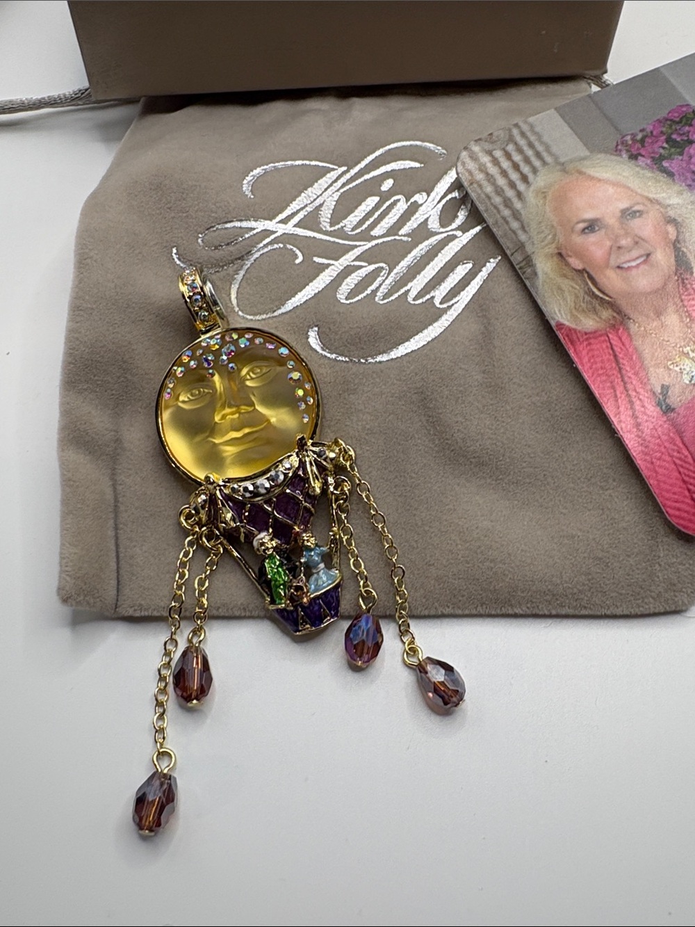 Kirk’s Folly Wizard of Oz Magnetic Gold-Tone Yellow Moon Face Pendant